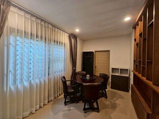 ให้เช่า และ ขาย 4 ห้องนอน บ้านเดี่ยว ใน ศรีราชา, ชลบุรี