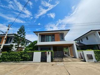 ให้เช่า และ ขาย 4 ห้องนอน บ้านเดี่ยว ใน ศรีราชา, ชลบุรี