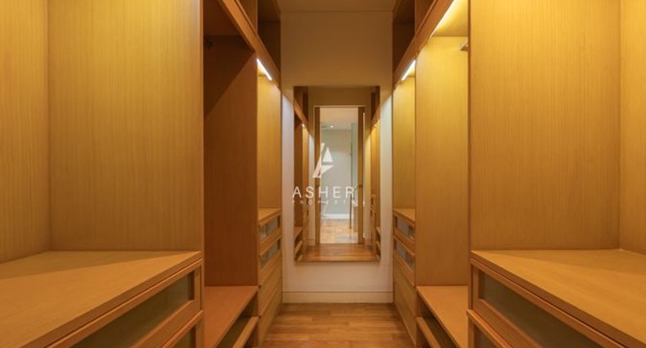 À louer et à vendre 2 chambres condo à Khlong Toei, Bangkok