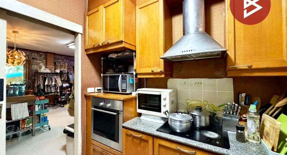 For sale 3 bedrooms house in Bang Phli, Samut Prakan