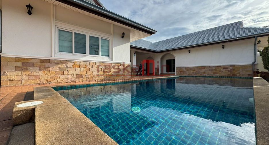 For sale 3 bedrooms house in East Pattaya, Pattaya