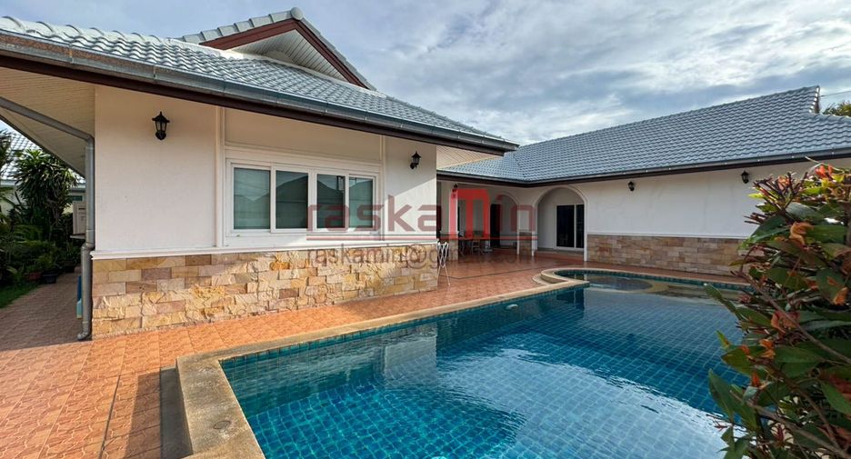 For sale 3 bedrooms house in East Pattaya, Pattaya