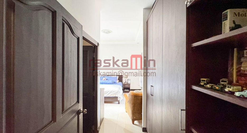 For sale 3 bedrooms house in East Pattaya, Pattaya