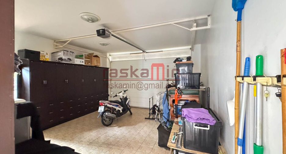 For sale 3 bedrooms house in East Pattaya, Pattaya