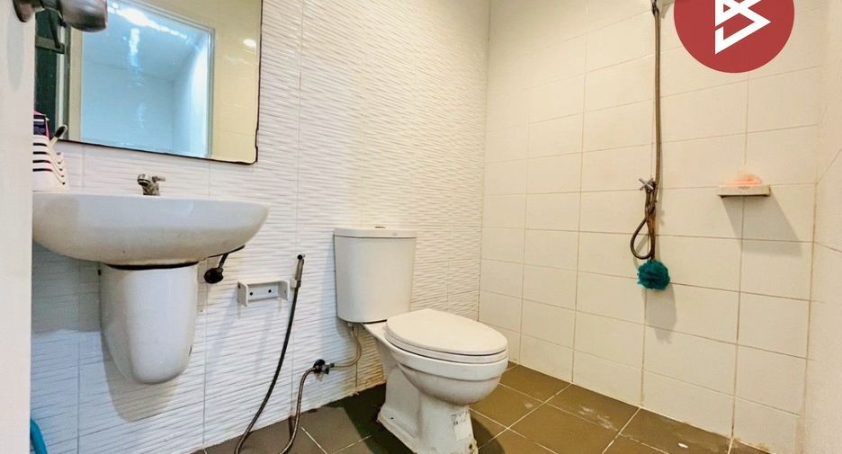 À vendre 3 chambres maison de ville à Bang Phli, Samut Prakan