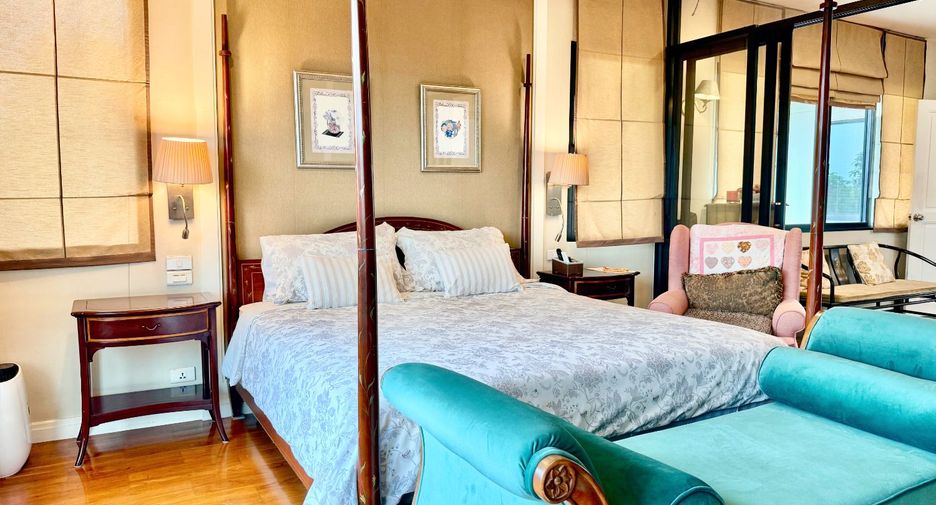 Haus zum Kauf mit 4 Zimmer in Khlong Sam Wa, Bangkok