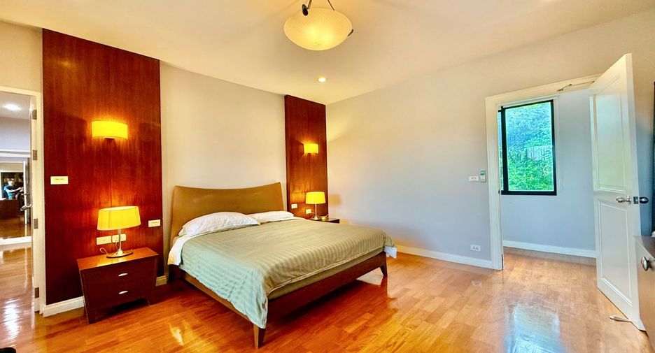 Haus zum Kauf mit 4 Zimmer in Khlong Sam Wa, Bangkok