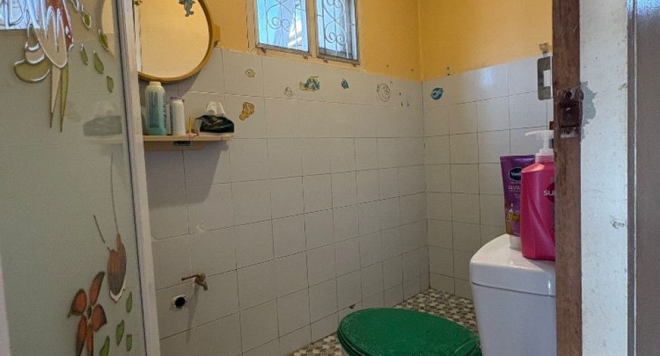 Casa adosada en venta de 2 habitaciones en Mueang Samut Prakan, Samut Prakan