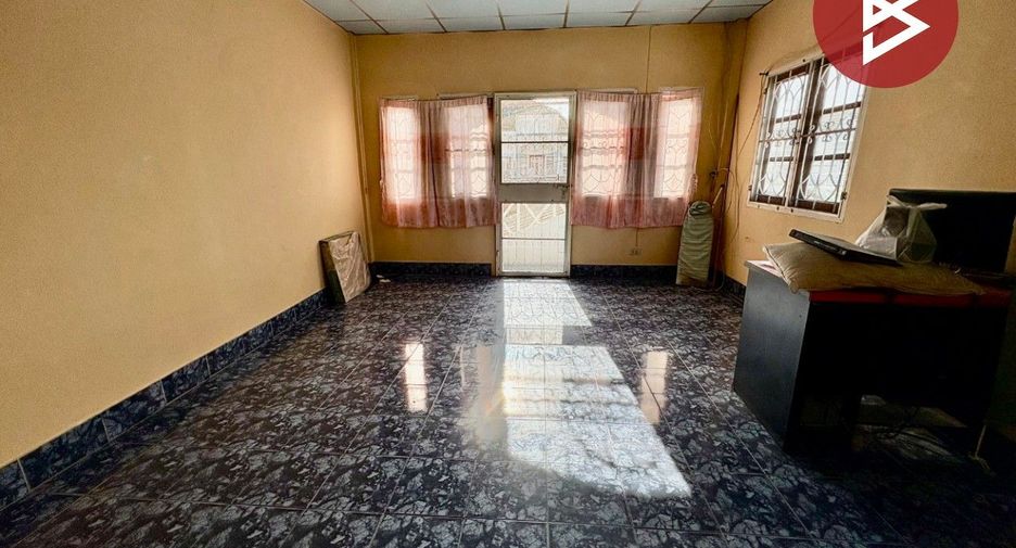 Casa adosada en venta de 2 habitaciones en Mueang Samut Prakan, Samut Prakan