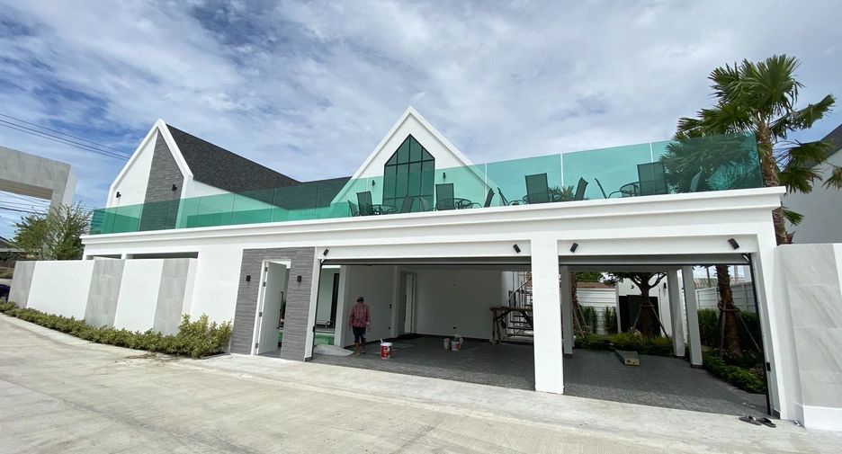 For sale 3 ベッドルーム villa in Huay Yai, Pattaya
