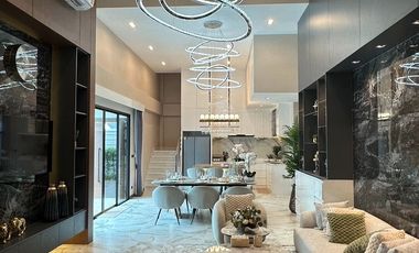 For sale 3 ベッドルーム villa in Huay Yai, Pattaya