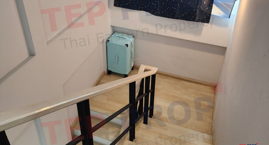 出售 3 卧室 联排别墅 在 Lat Phrao, 曼谷