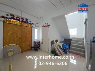 出售 5 卧室 独立屋 在 Mueang Pathum Thani, Pathum Thani