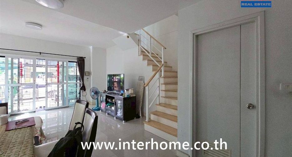 Reihenhaus zum Kauf mit 3 Zimmer in Prawet, Bangkok