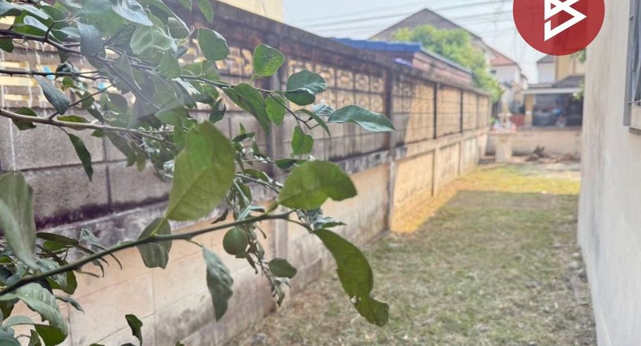出售 3 卧室 联排别墅 在 San Sai, Chiang Mai