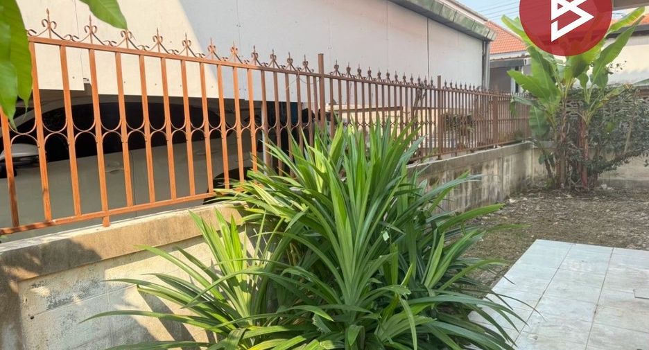 出售 3 卧室 联排别墅 在 San Sai, Chiang Mai