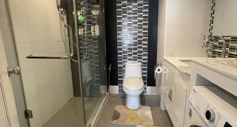 À vendre 1 chambre condo à Khlong Toei, Bangkok