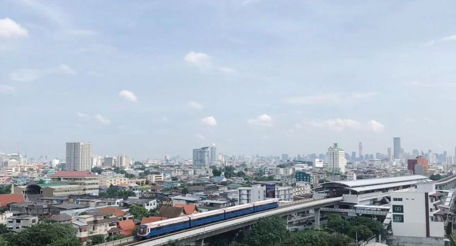 À louer 2 chambres condo à Thon Buri, Bangkok