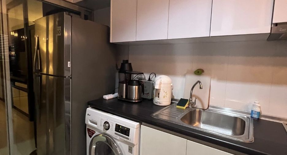 Wohnung zur Miete mit 1 Zimmer in Khlong Toei, Bangkok