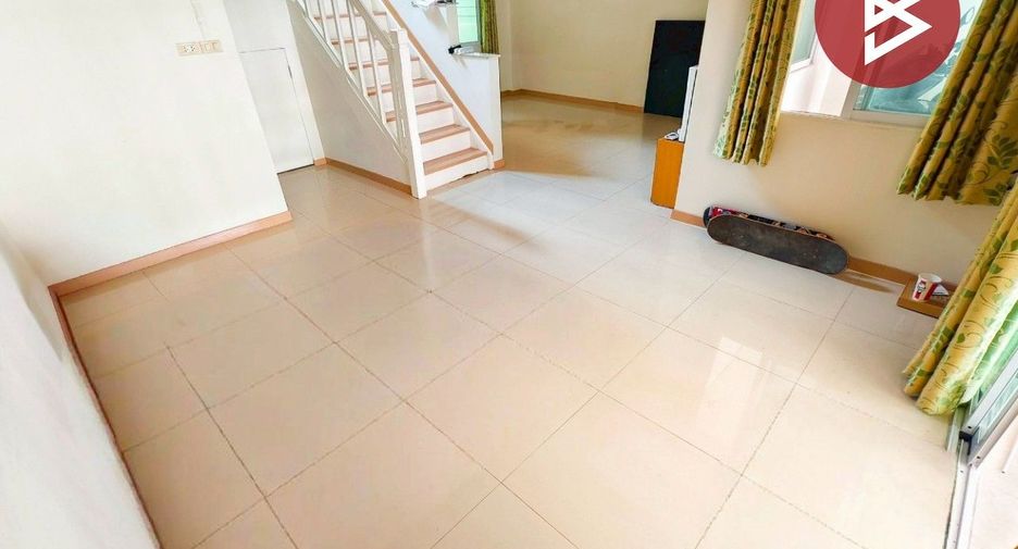 For sale 3 bedrooms townhouse in Bang Khun Thian, Bangkok