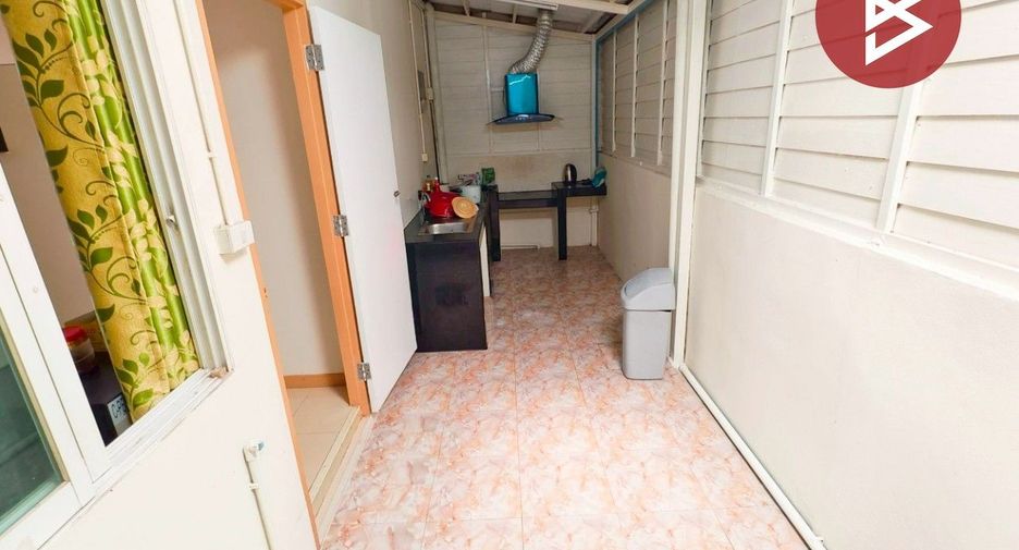 For sale 3 bedrooms townhouse in Bang Khun Thian, Bangkok