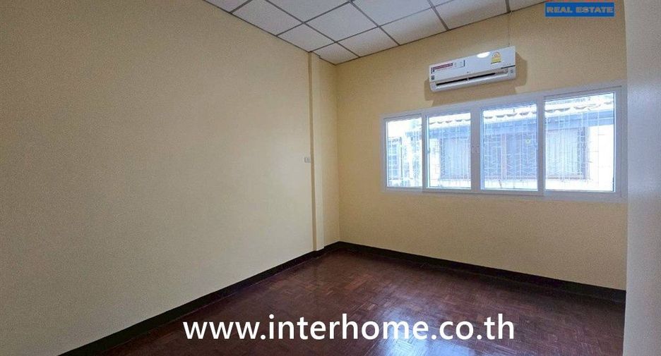 For sale 2 bedrooms townhouse in Bang Khen, Bangkok