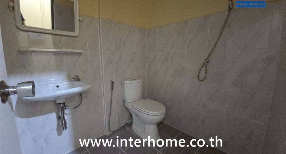 For sale 2 bedrooms townhouse in Bang Khen, Bangkok