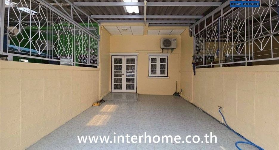 For sale 2 bedrooms townhouse in Bang Khen, Bangkok