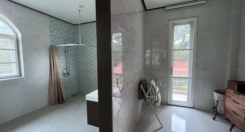 For sale 7 bedrooms house in Muak Lek, Saraburi