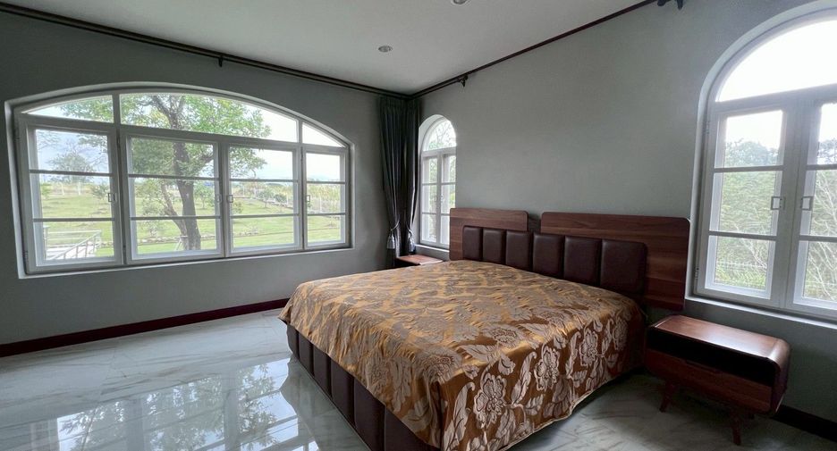 For sale 7 bedrooms house in Muak Lek, Saraburi