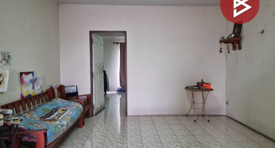 Local comercial en venta de 2 habitaciones en Mueang Chon Buri, Chonburi