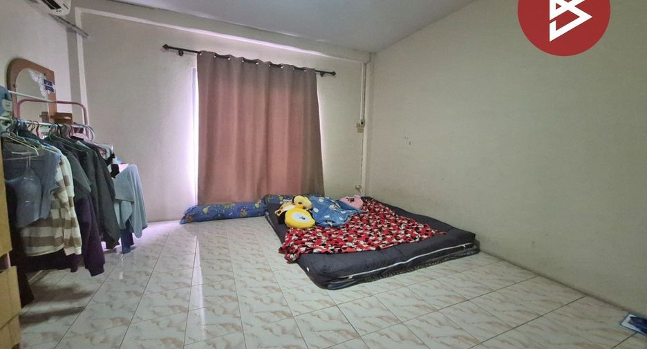 Local comercial en venta de 2 habitaciones en Mueang Chon Buri, Chonburi