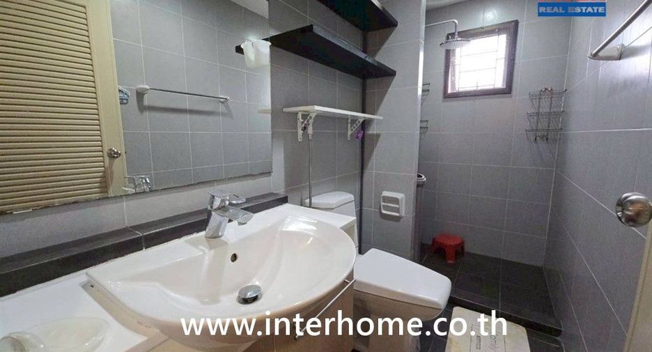For sale 3 ベッドルーム townhouse in Lam Luk Ka, Pathum Thani