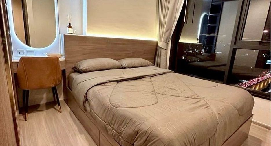 Condo en alquiler de 1 habitaciones en Huai Khwang, Bangkok