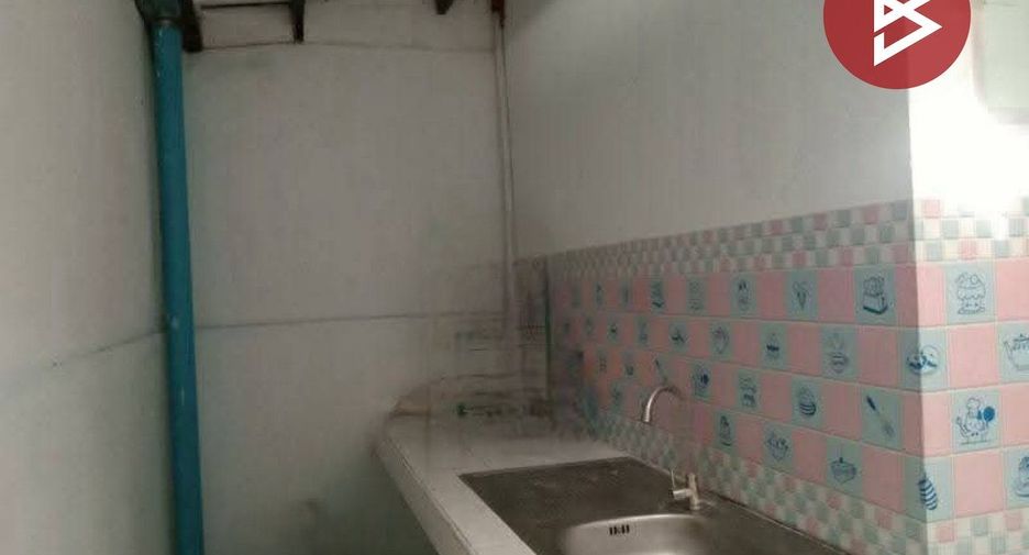 Casa adosada en venta de 2 habitaciones en Mueang Chon Buri, Chonburi