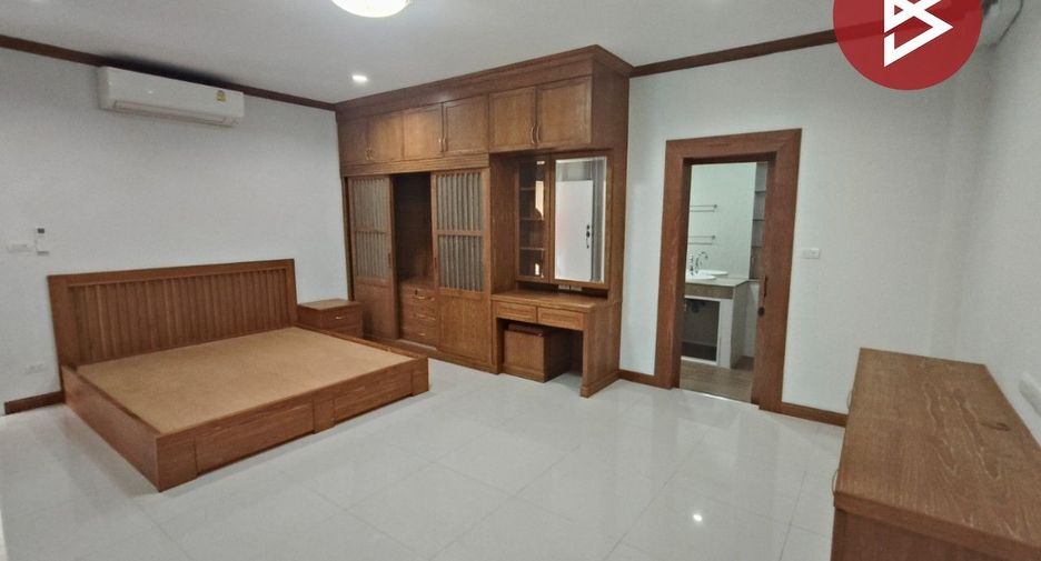 For sale 5 ベッドルーム house in Prawet, Bangkok