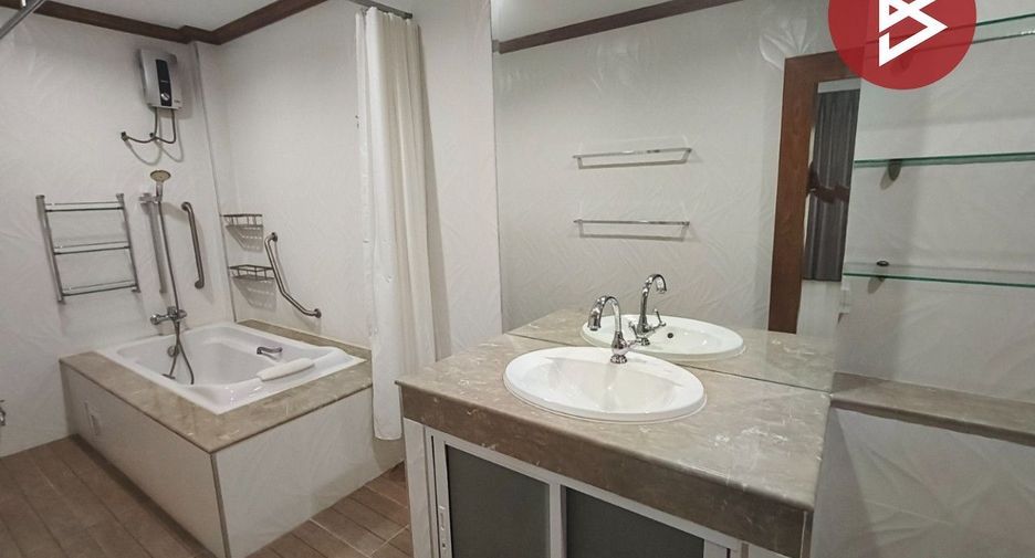 For sale 5 ベッドルーム house in Prawet, Bangkok