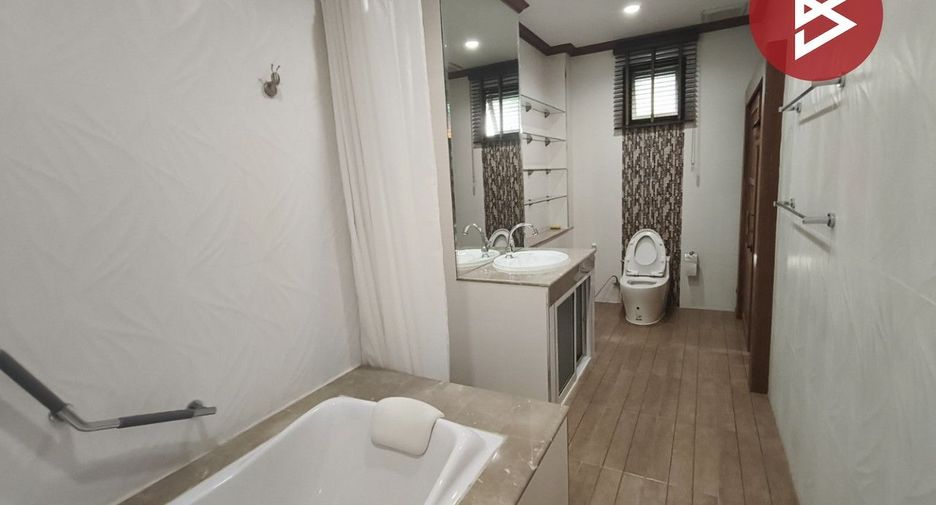 For sale 5 ベッドルーム house in Prawet, Bangkok