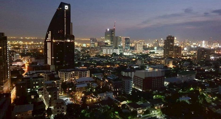 For rent and for sale 1 bed condo in Khlong Toei, Bangkok