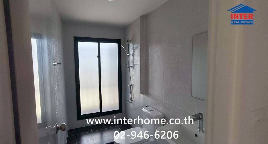 Gewerbefläche zur Miete mit 3 Zimmer in Bang Bo, Samut Prakan