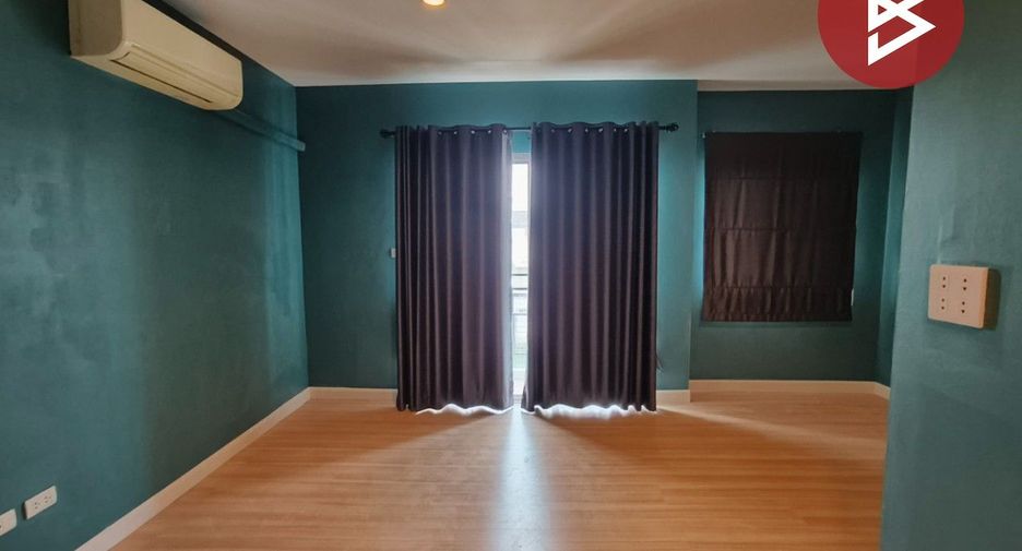 Reihenhaus zum Kauf mit 3 Zimmer in Thung Khru, Bangkok