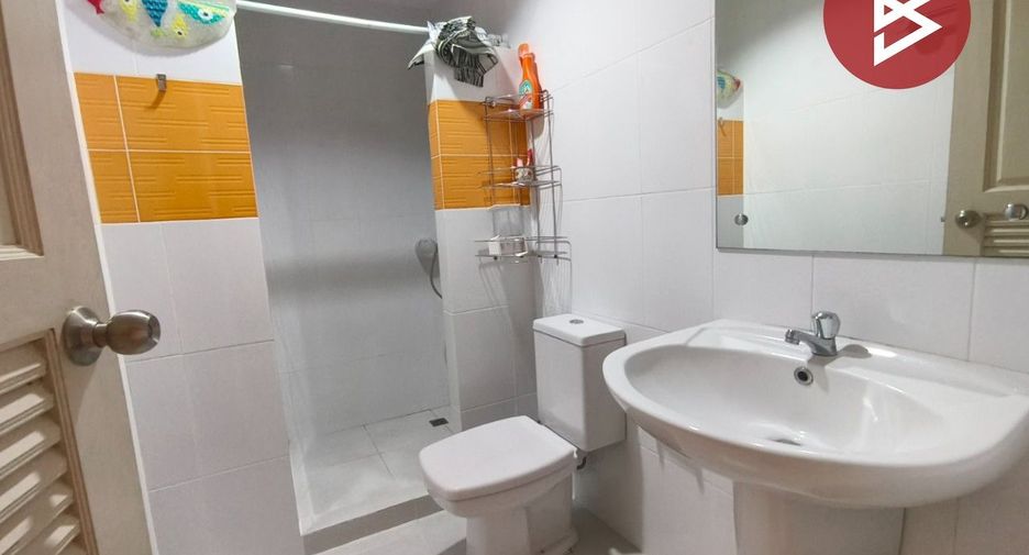 Reihenhaus zum Kauf mit 3 Zimmer in Thung Khru, Bangkok