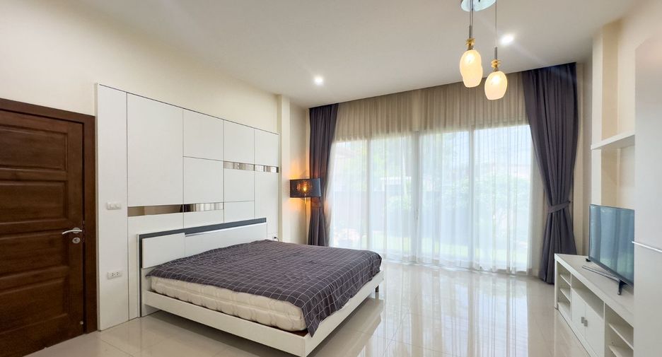 For rent 3 bedrooms house in Huay Yai, Pattaya