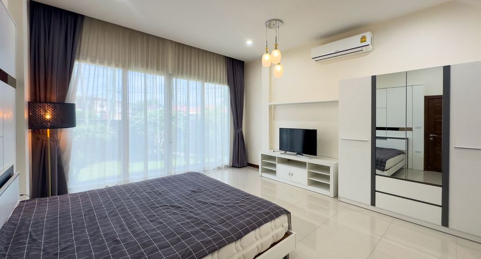 For rent 3 bedrooms house in Huay Yai, Pattaya