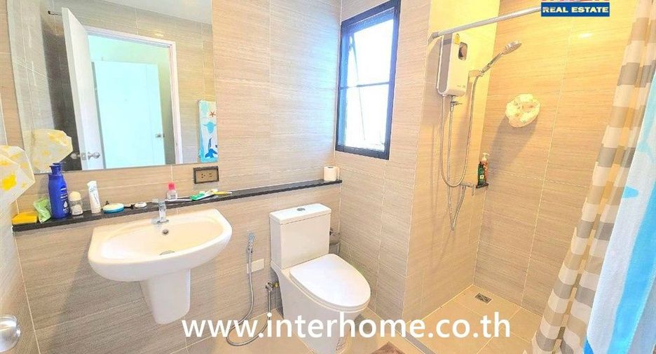 For sale 3 bedrooms house in Lat Lum Kaeo, Pathum Thani