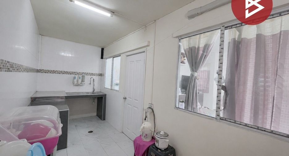 Casa adosada en venta de 3 habitaciones en Mueang Nonthaburi, Nonthaburi