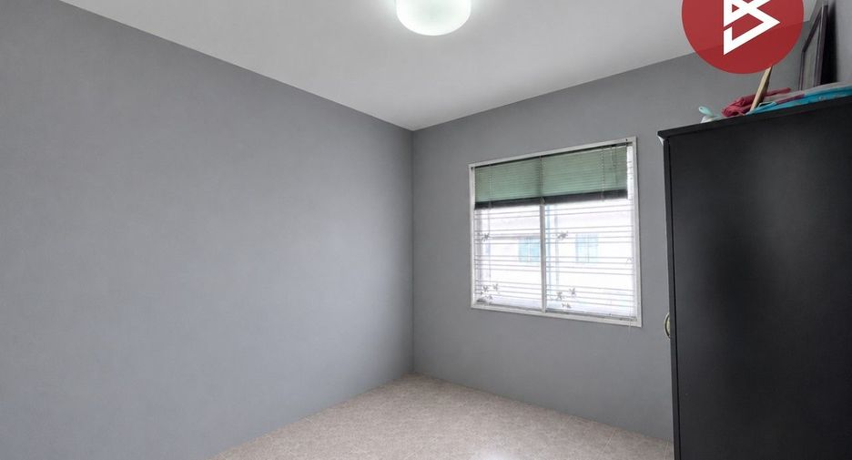Casa adosada en venta de 3 habitaciones en Mueang Nonthaburi, Nonthaburi
