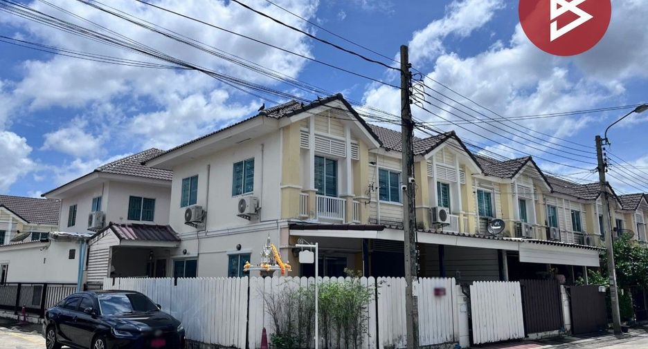 Casa adosada en venta de 3 habitaciones en Mueang Nonthaburi, Nonthaburi