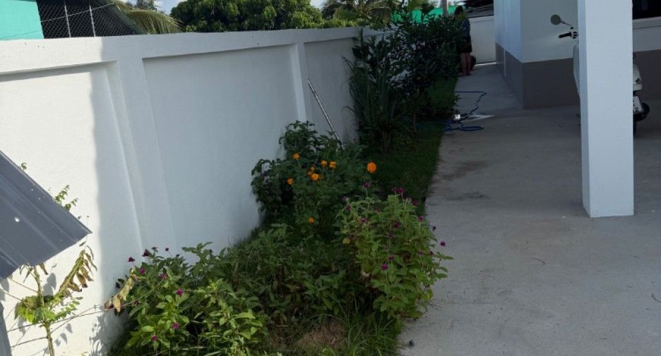 For sale 3 bedrooms house in Mueang Lamphun, Lamphun