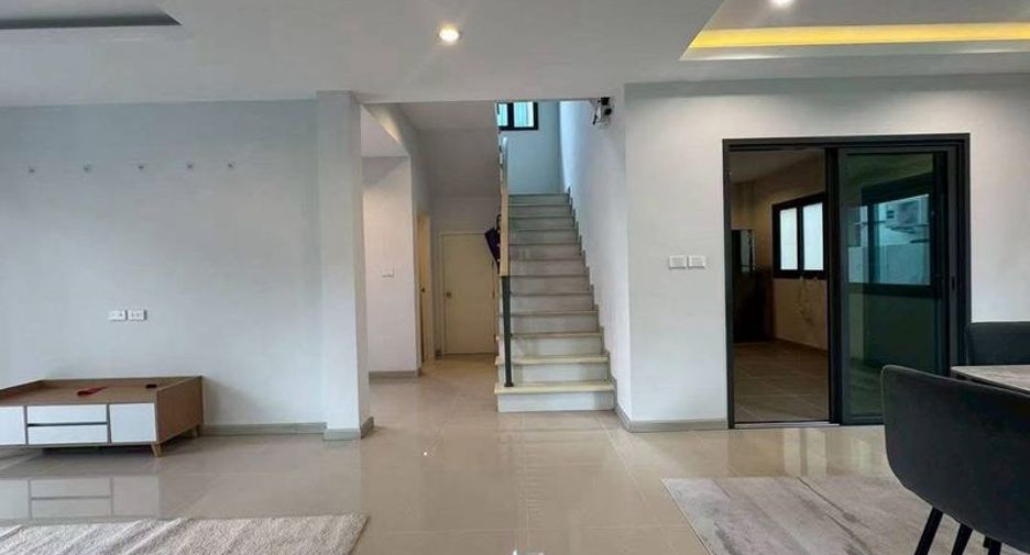 ขาย 3 ห้องนอน บ้านเดี่ยว ใน พัทยาตะวันออก, พัทยา